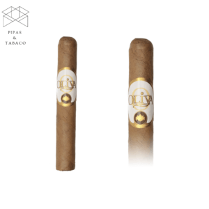 Puro Oliva: Connecticut Reserve Petit Corona